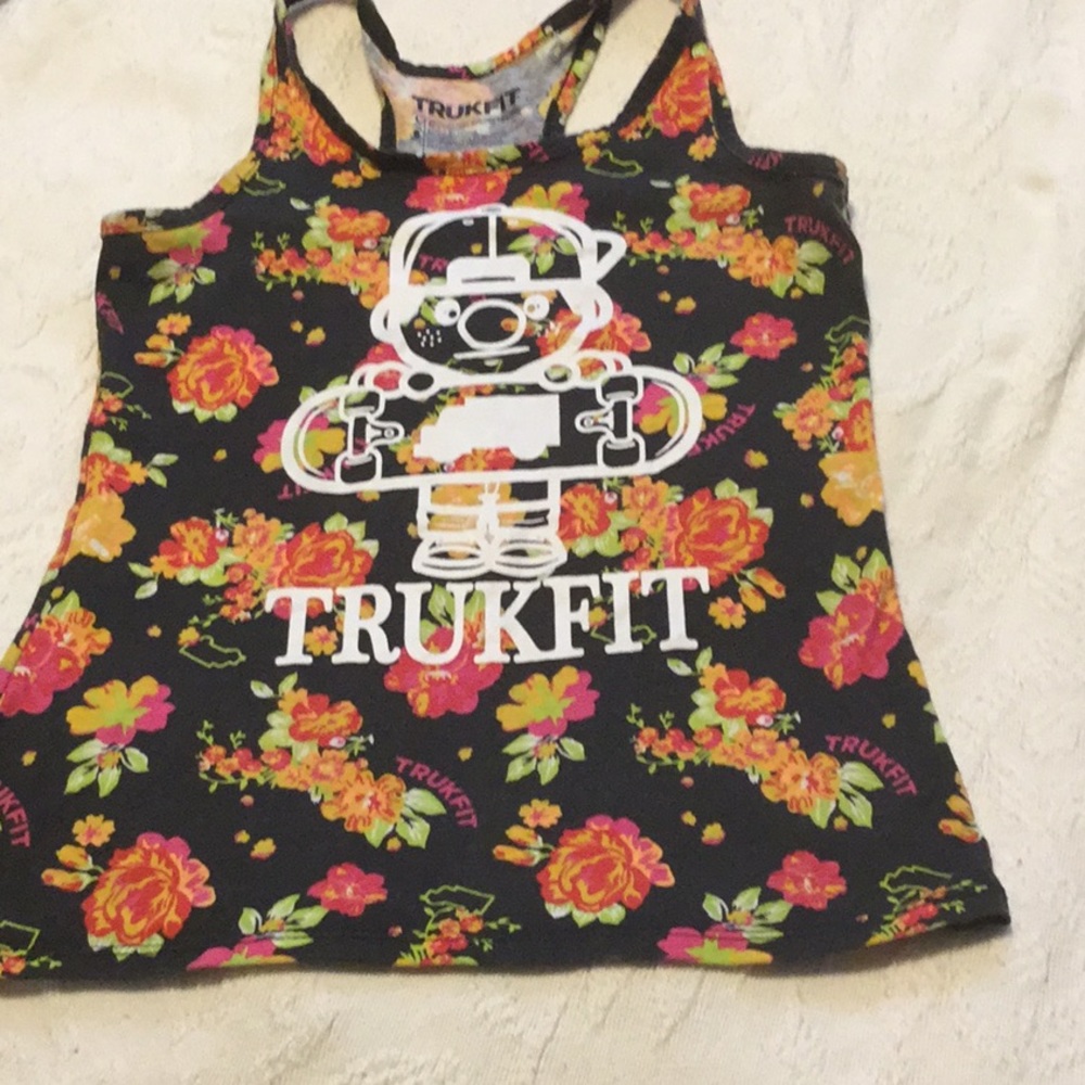 Trukfit girls top